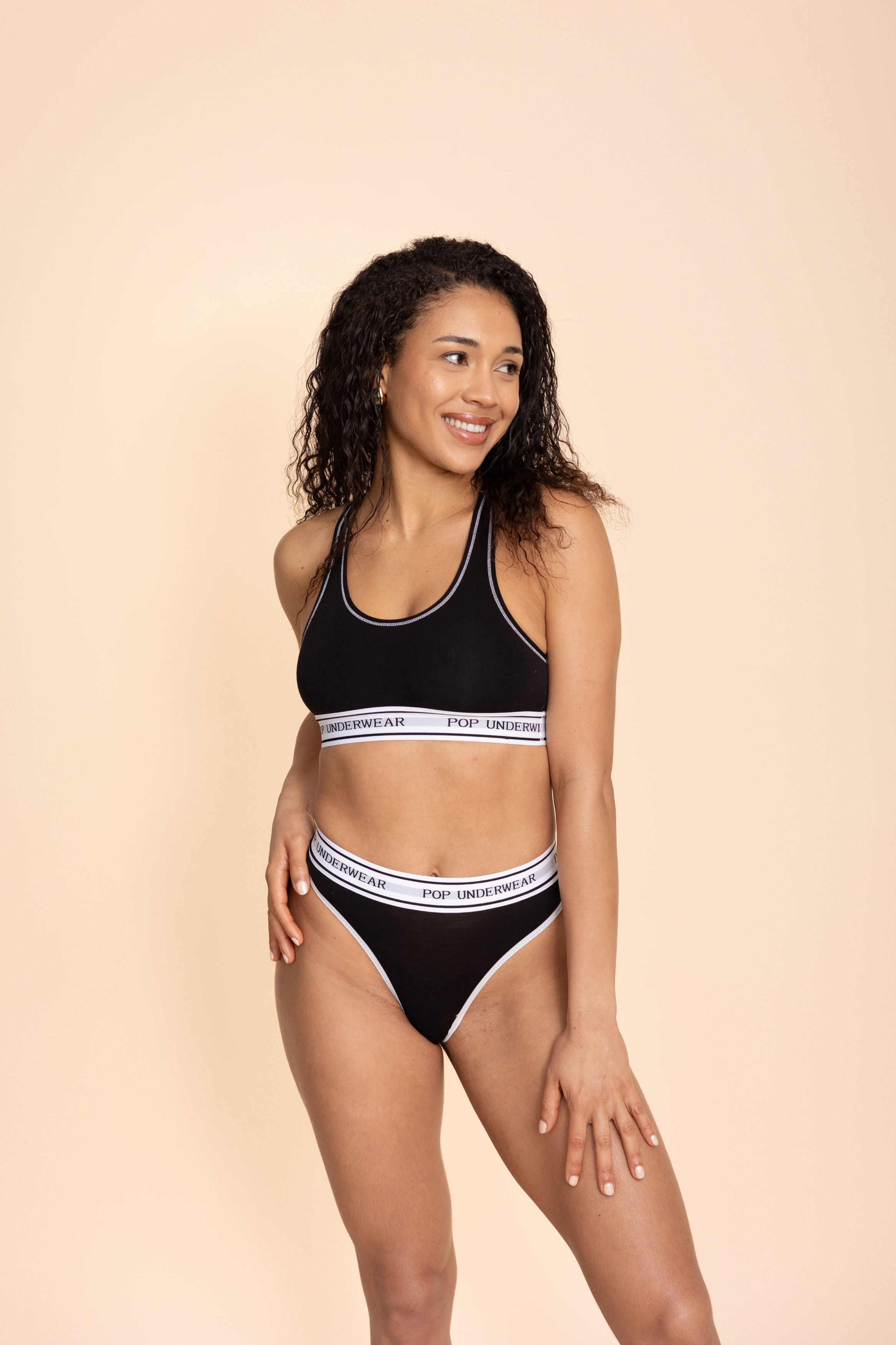 Sports Top "BLACK"