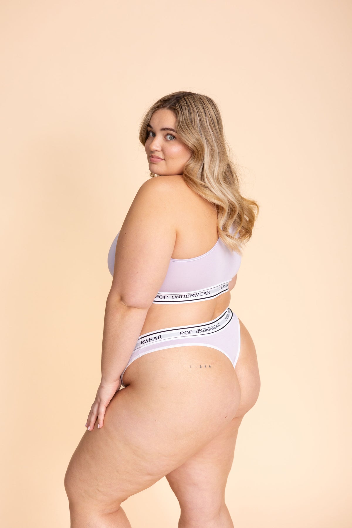 String "LILAS"