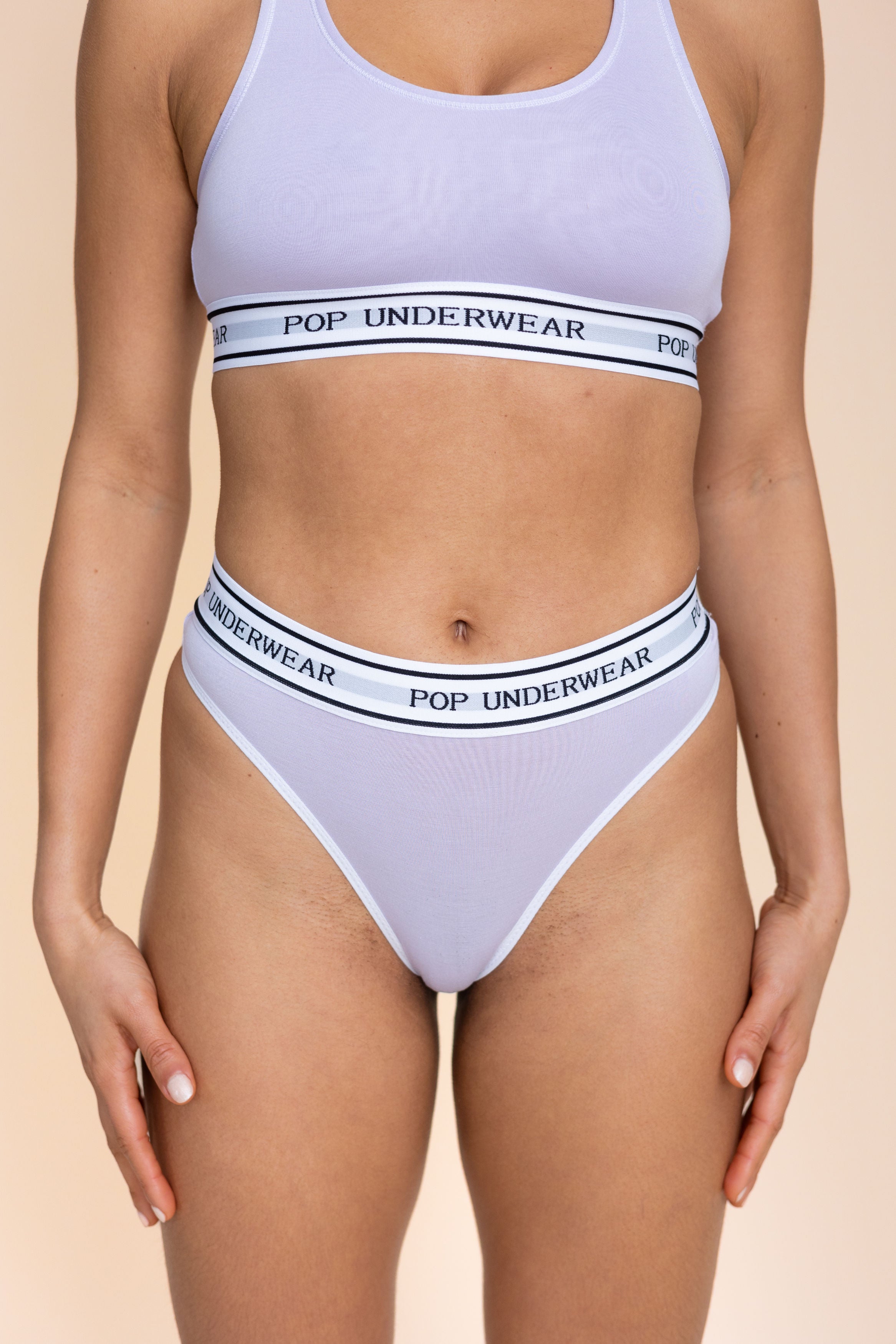 String "LILAS"